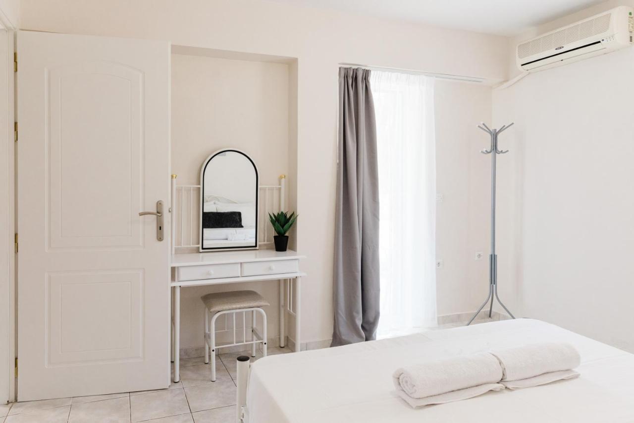 Alexandros Luxury Apartments Nydri Extérieur photo